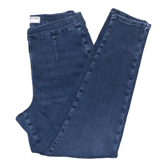 We The Free – CRVY Infinite Stretch Tapered Leg  Pull-On Jeans – Size L Mock Fly - Picture 3 of 8